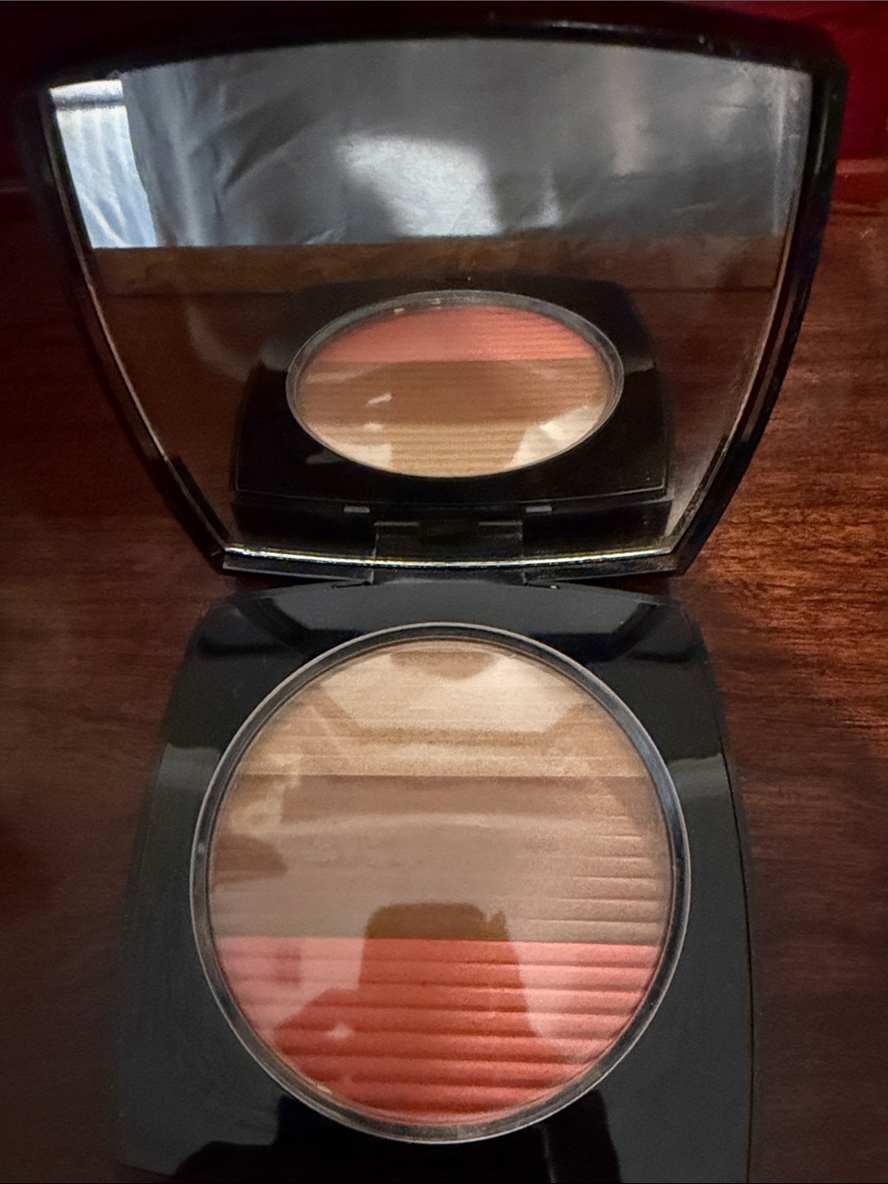 CHANEL Les Beiges Healthy Glow Powder - Coral & Beige Packaging